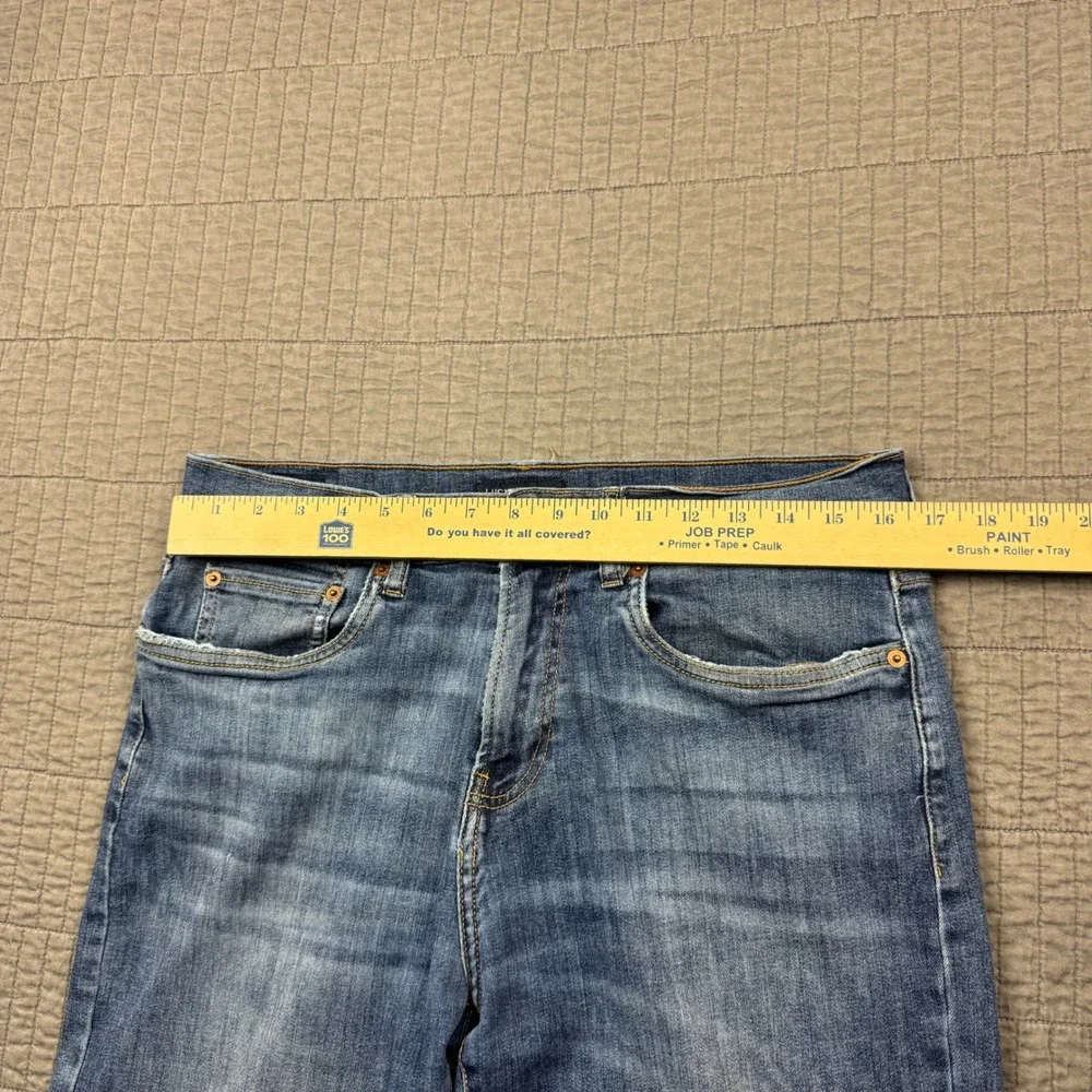 Lucky Brand 221 Straight Leg Jeans Mens 34x32 (33x30) Blue Denim Medium Wash
